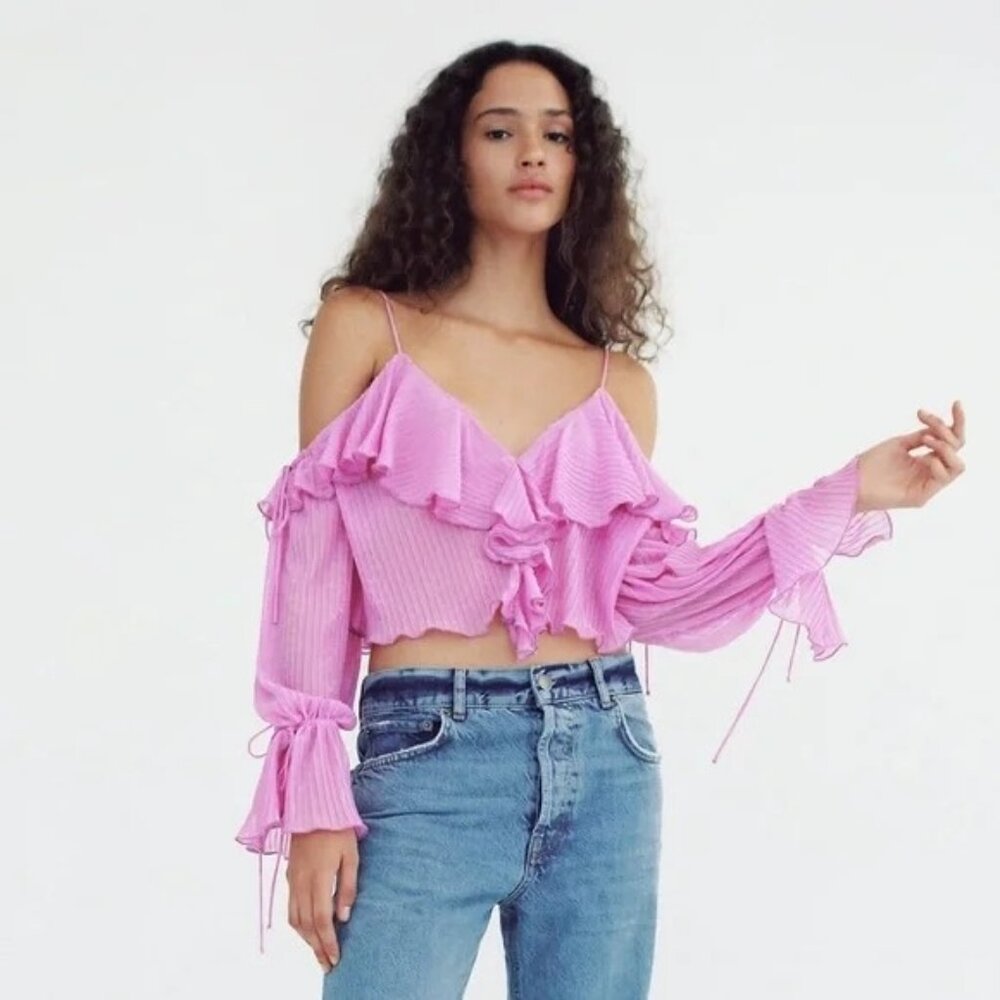 Zara Pleated Ruffle Top Size Small Cold Shoulder Crop Top Pink Feminine Chic NEW